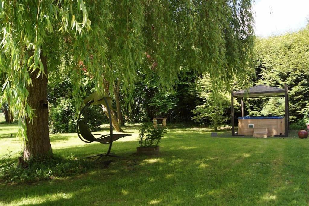 Chaumiere Familiale Weekend & Vacances Paisible Saint-Philbert-sur-Risle Экстерьер фото